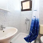 Charming With Pool In Zbandaj Poreč